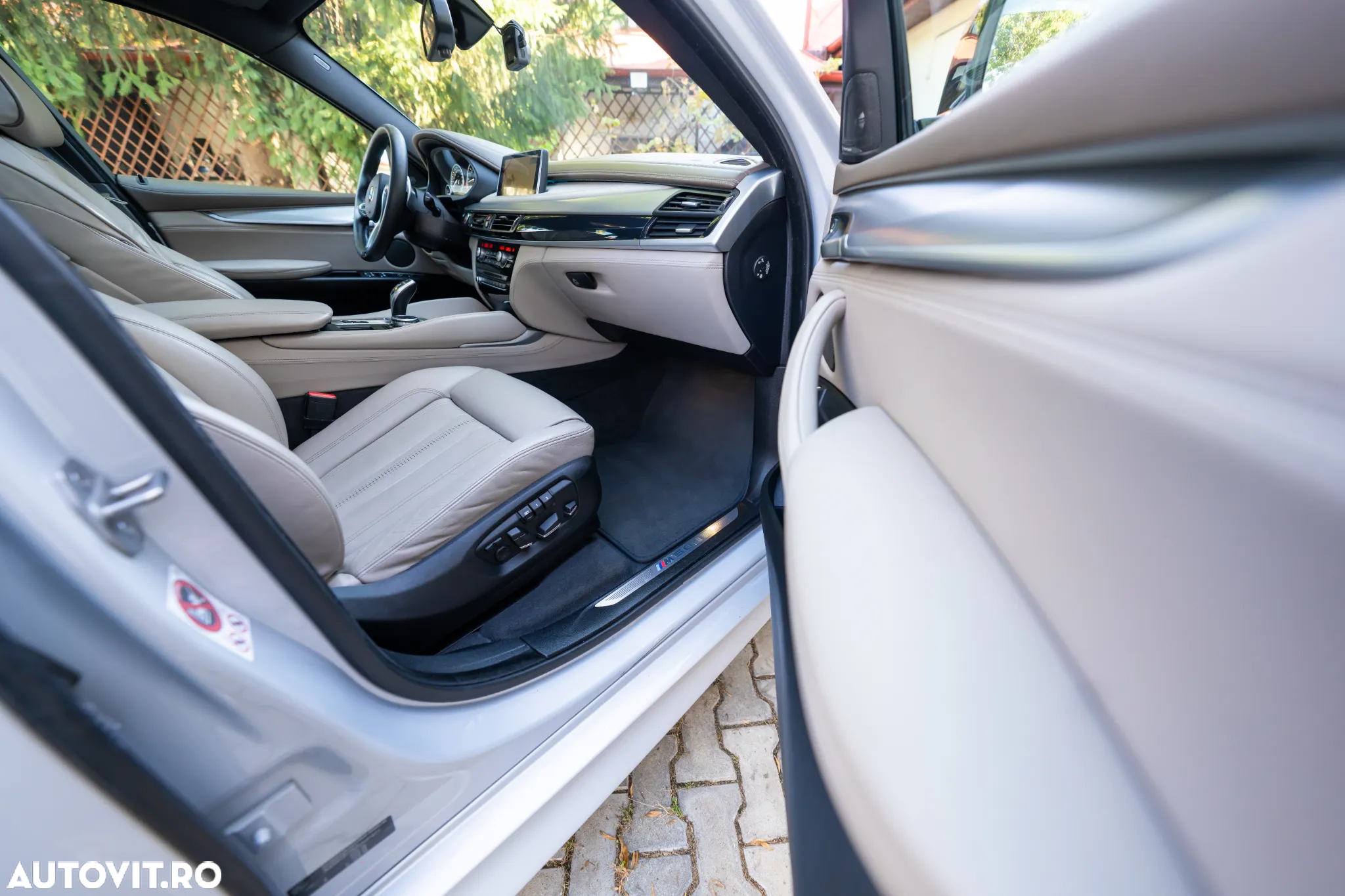 BMW X6 M M50d - 9