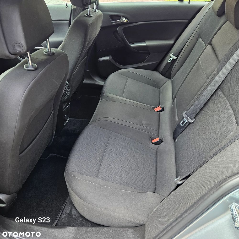 Opel Insignia 1.6 Design Edition - 18