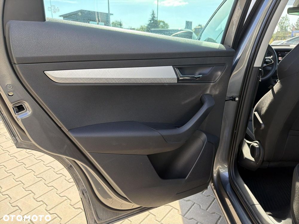 Skoda Karoq 1.5 TSI ACT Selection DSG - 22