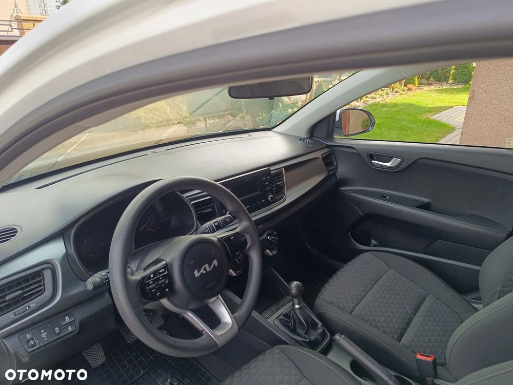 Kia Rio 1.2 M - 18