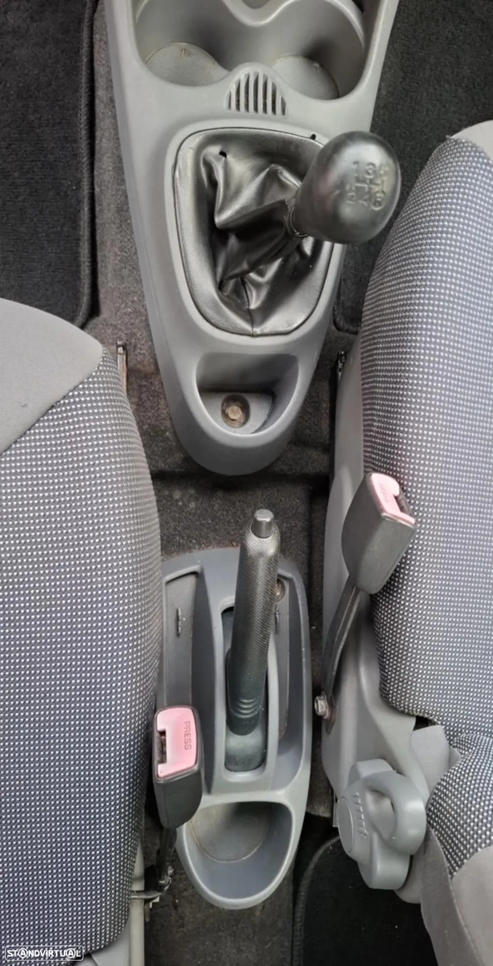 Peugeot 107 1.0 Trendy - 10