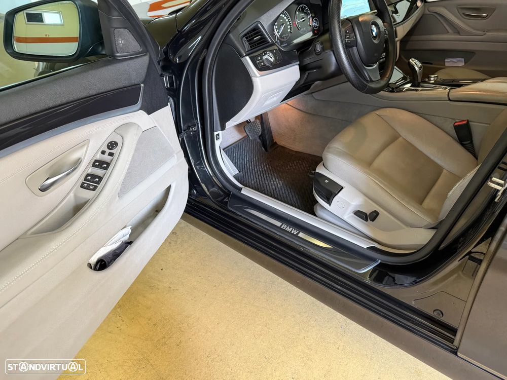 BMW 525 d Line Luxury Auto - 10