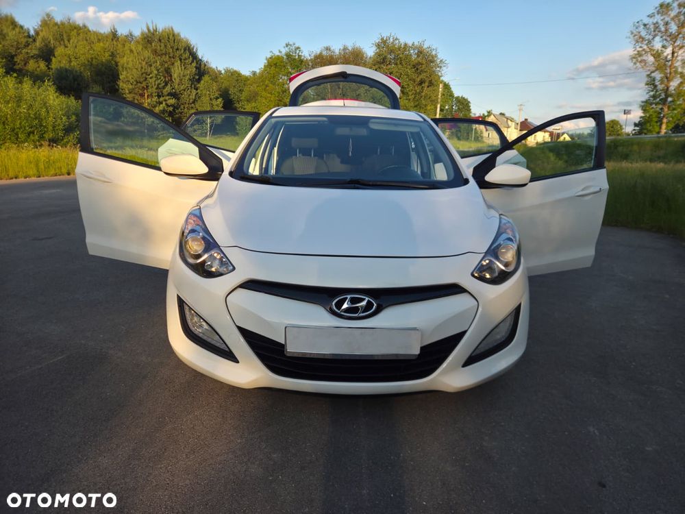 Hyundai i30 1.4 Comfort - 21