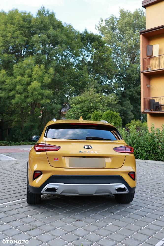 Kia XCeed 1.6 GDI PHEV L Business Line DCT - 14