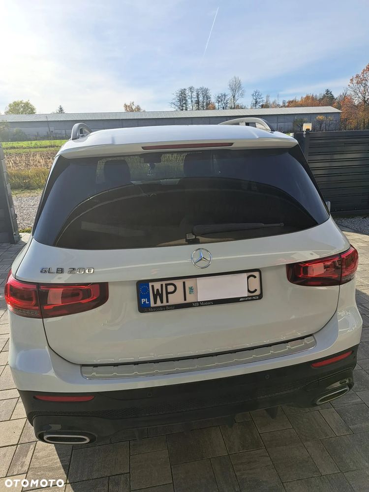 Mercedes-Benz GLB 200 AMG Line 7G-DCT - 5