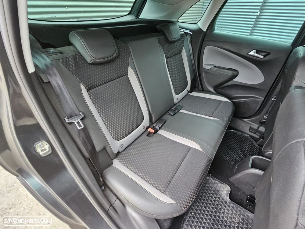 Opel Crossland X 1.2 T Innovation - 23