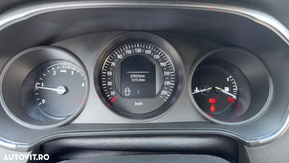 Renault Megane ENERGY dCi 90 EXPERIENCE - 6