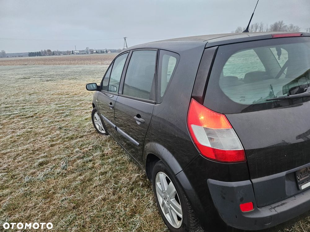 Renault Scenic 1.6 16V EXpression - 12