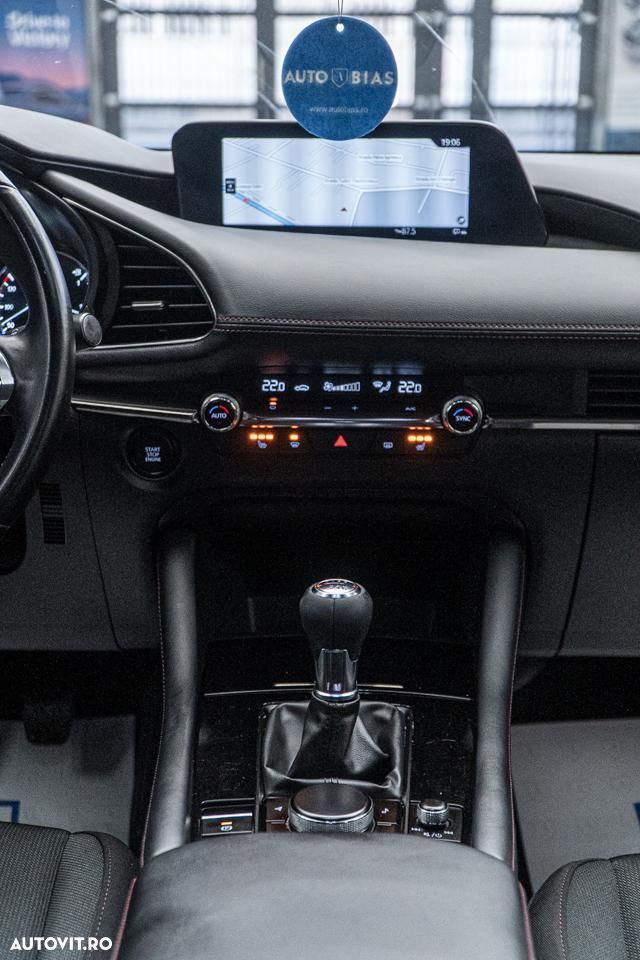 Mazda 3 e-SKYACTIV-G 2.0 M HYBRID 150 SELECTION - 4