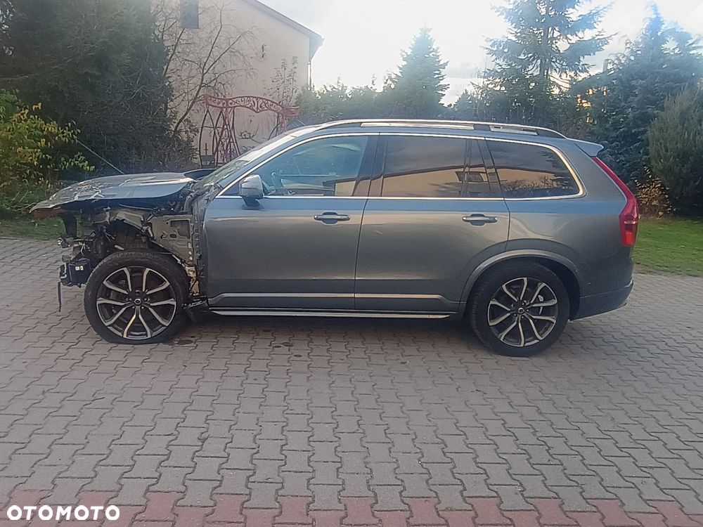 Volvo XC 90 T5 AWD Momentum 7os - 6