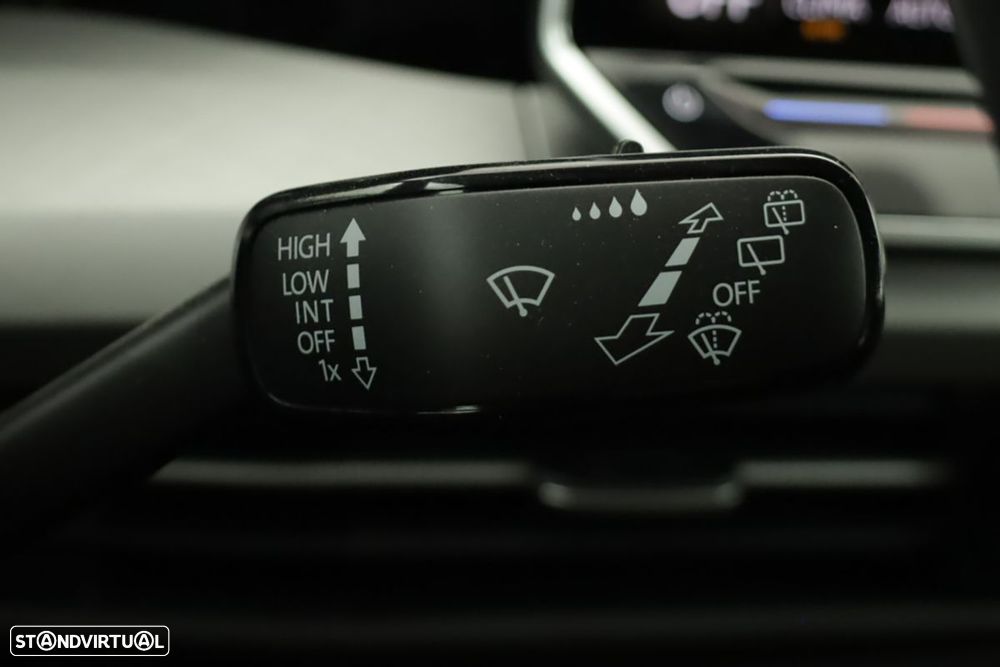 VW Golf 1.5 TSI e-Hybrid Life DSG - 18