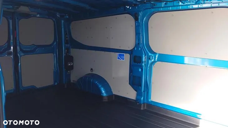 Ford Transit E-Custom - 24