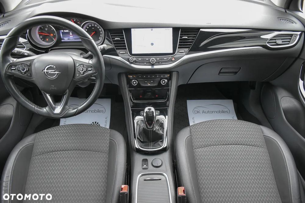 Opel Astra 1.6 D (CDTI) Start/Stop Dynamic - 17