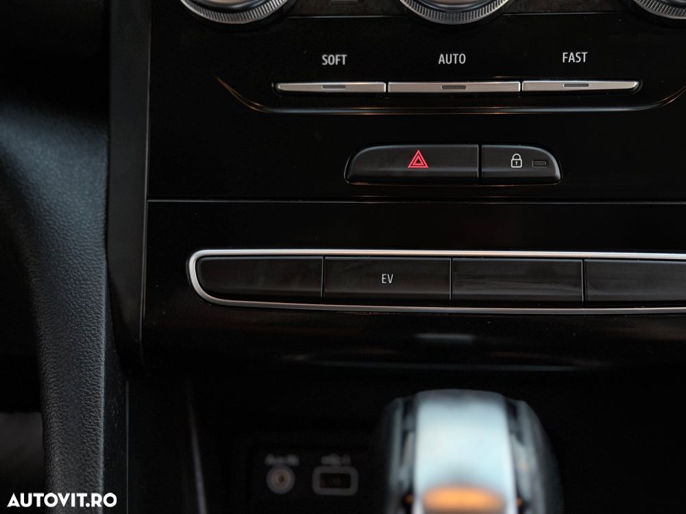 RENAULT Megane 2023 — imagine 21