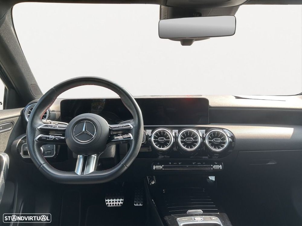 Mercedes-Benz A 200 - 12