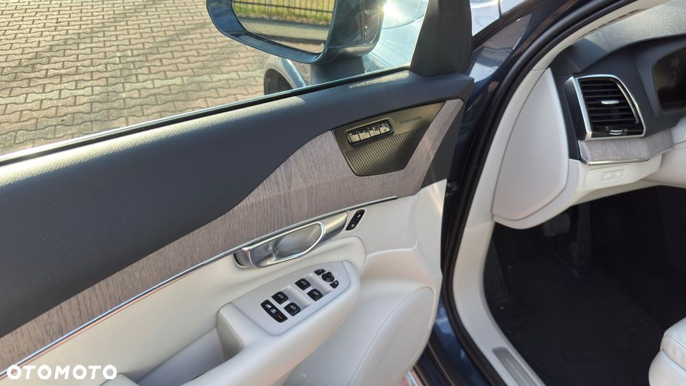 Volvo XC 90 T8 AWD Recharge Plus Bright - 16
