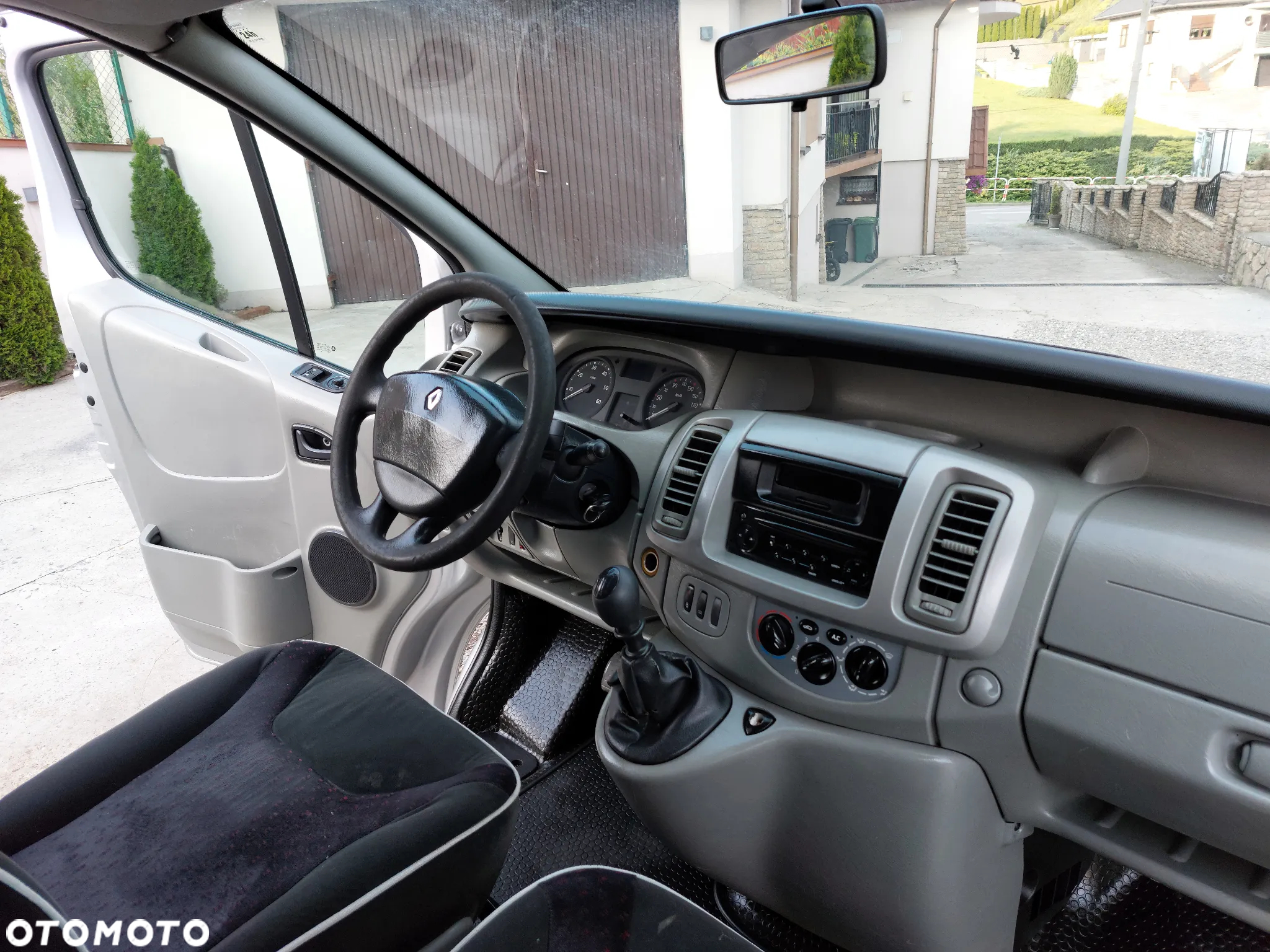 Renault Trafic L1H1 Passenger Lux - 10