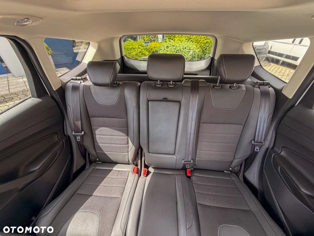 Ford Kuga 2.0 TDCi 4WD Trend - 9