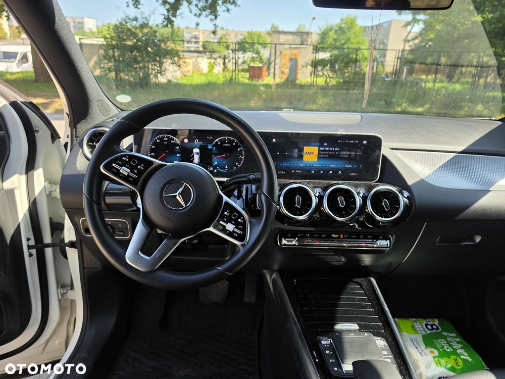 Mercedes-Benz GLA 200 Business Edition - 10