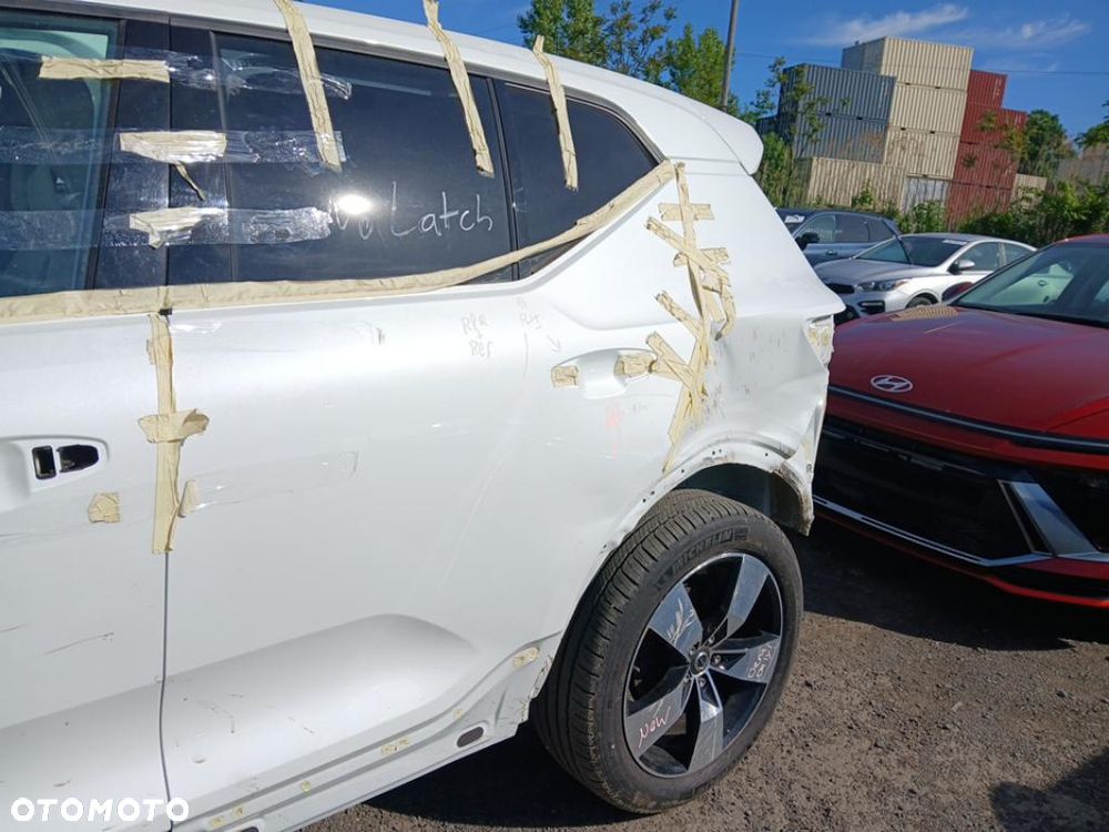 Volvo XC 40 T5 AWD Momentum - 10