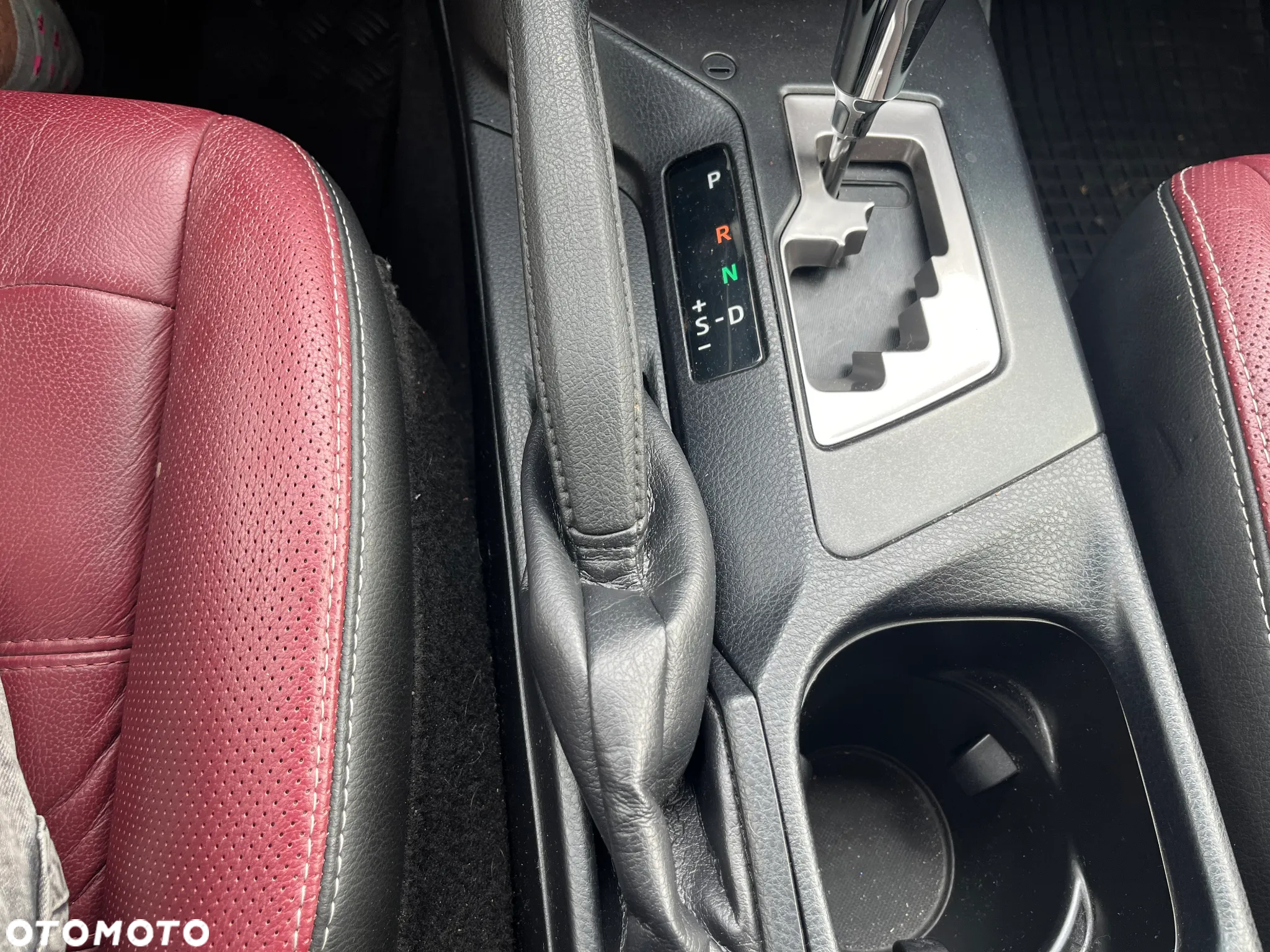Toyota RAV4 Hybrid Prestige 4x2 - 18