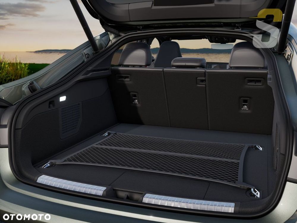 Audi RS5 Limousine - 8