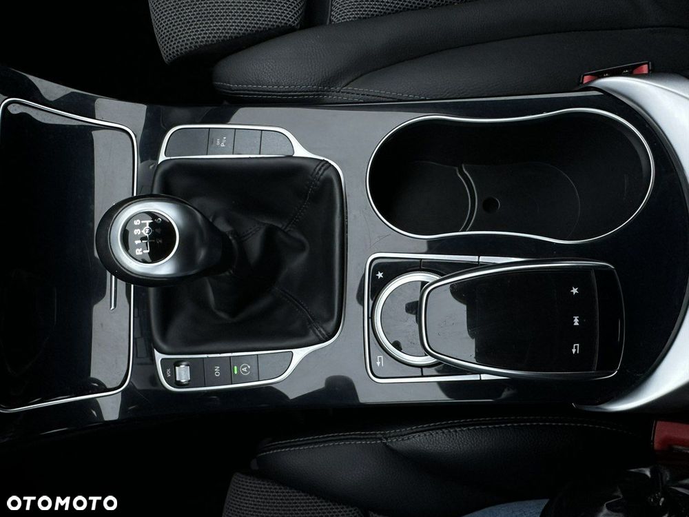 Mercedes-Benz Klasa C - 24