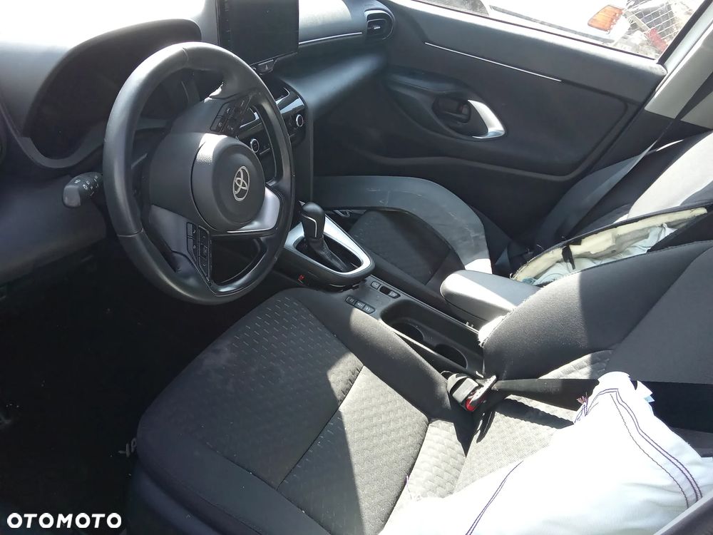 Toyota Yaris Cross - 7