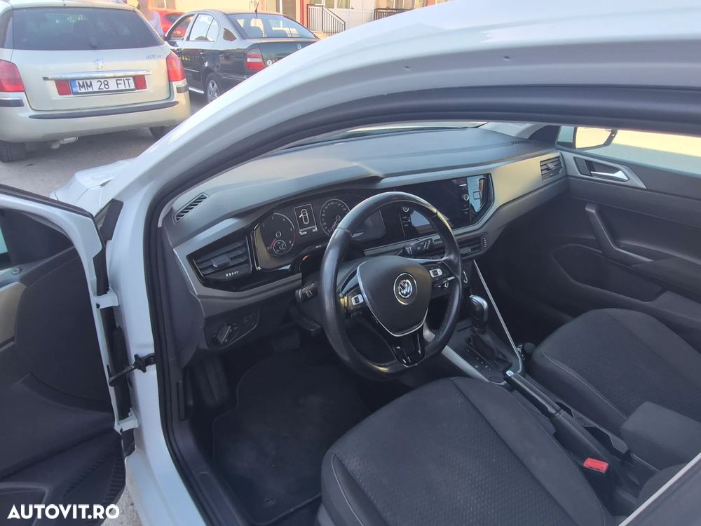 Volkswagen Polo - 17