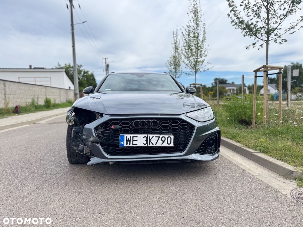 Audi RS4 Avant 2.9 TFSI Quattro Tiptr - 3