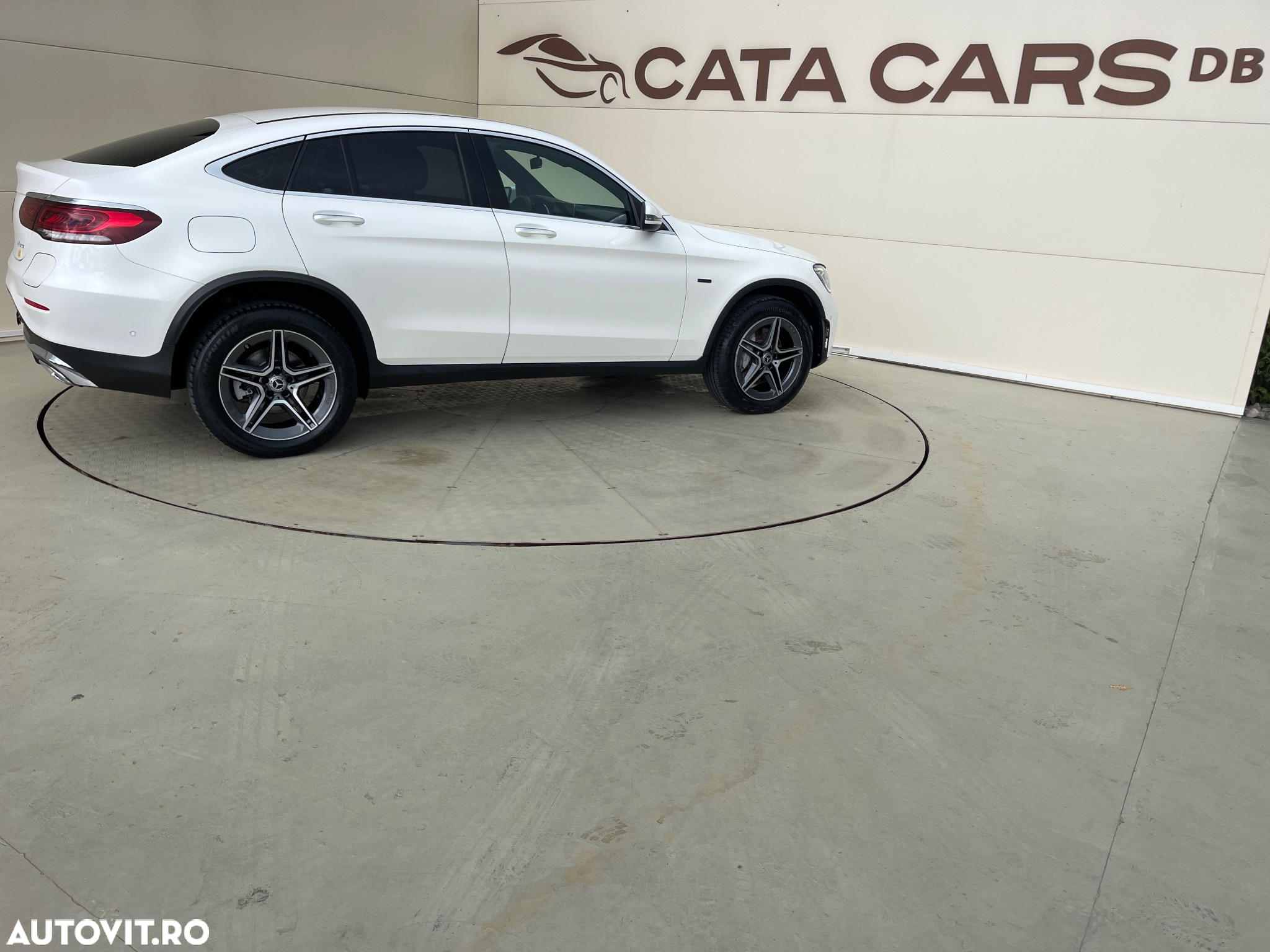 Mercedes-Benz GLC Coupe 300 de 4Matic 9G-TRONIC AMG Line - 18