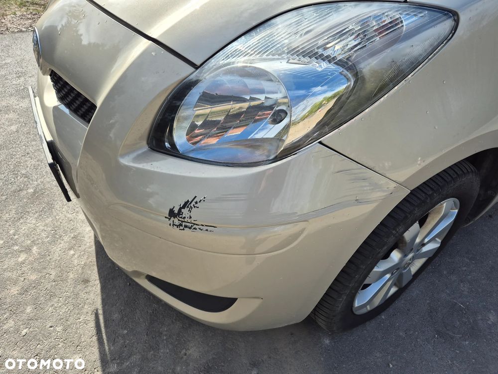 Toyota Yaris 1.33 Luna - 4