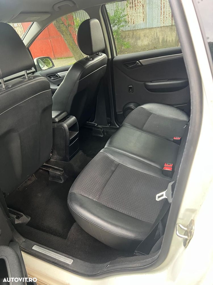 MERCEDES-BENZ B-Class 2010 — imagine 21