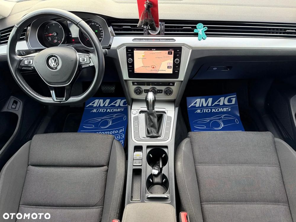 Volkswagen Passat Variant 1.6 TDI SCR DSG - 22