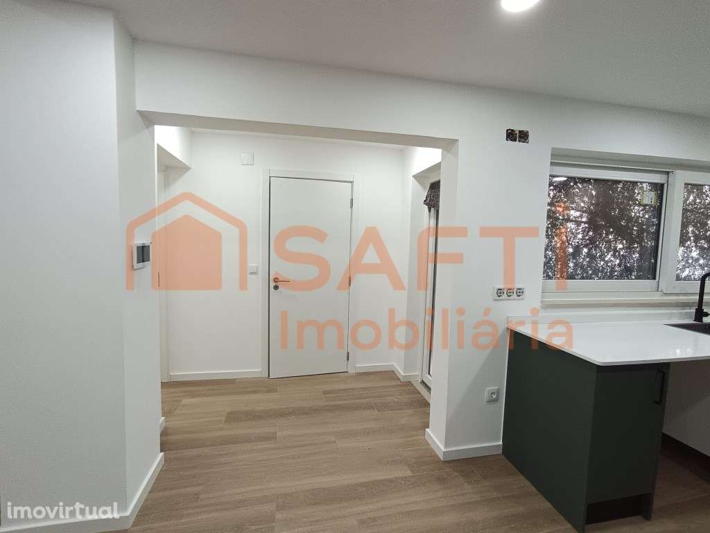 Moradia T3 em Riachos, Torres Novas - Grande imagem: 2/34