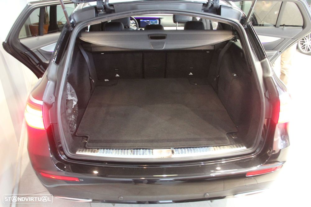 Mercedes-Benz E 300 d AMG Line 7L - 23