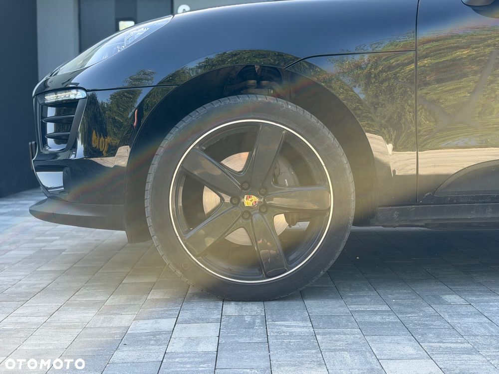 Porsche Macan Standard - 4