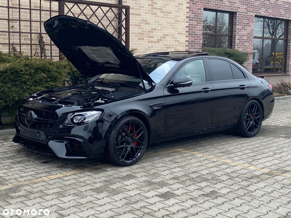 Mercedes-Benz Klasa E - 20