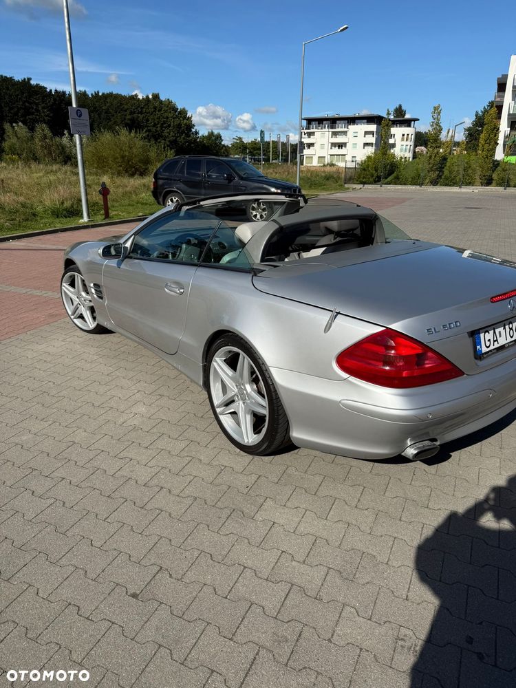 Mercedes-Benz SL - 13