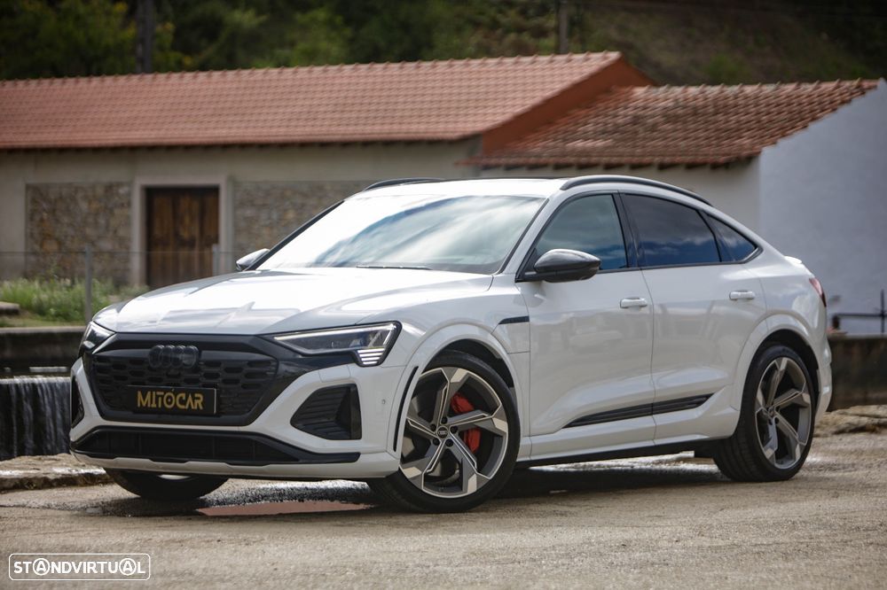 Audi SQ8 Sportback e-tron quattro - 24