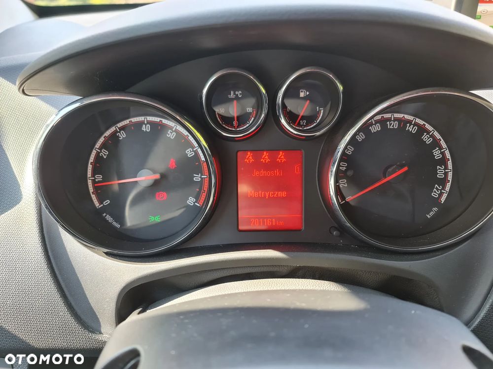 Opel Meriva 1.4 T Design Edition S&S - 17