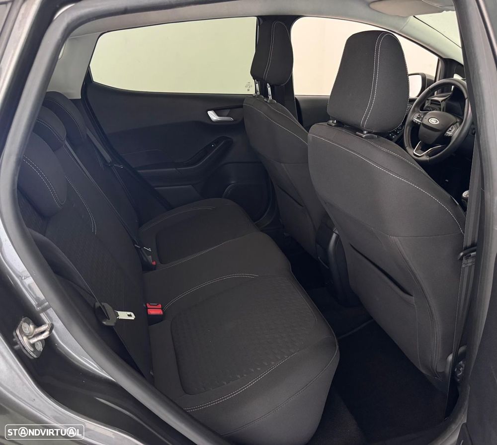 Ford Fiesta - 23