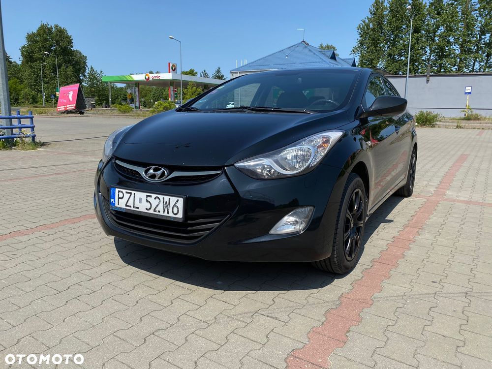 Hyundai Elantra 1.6 Classic + - 9