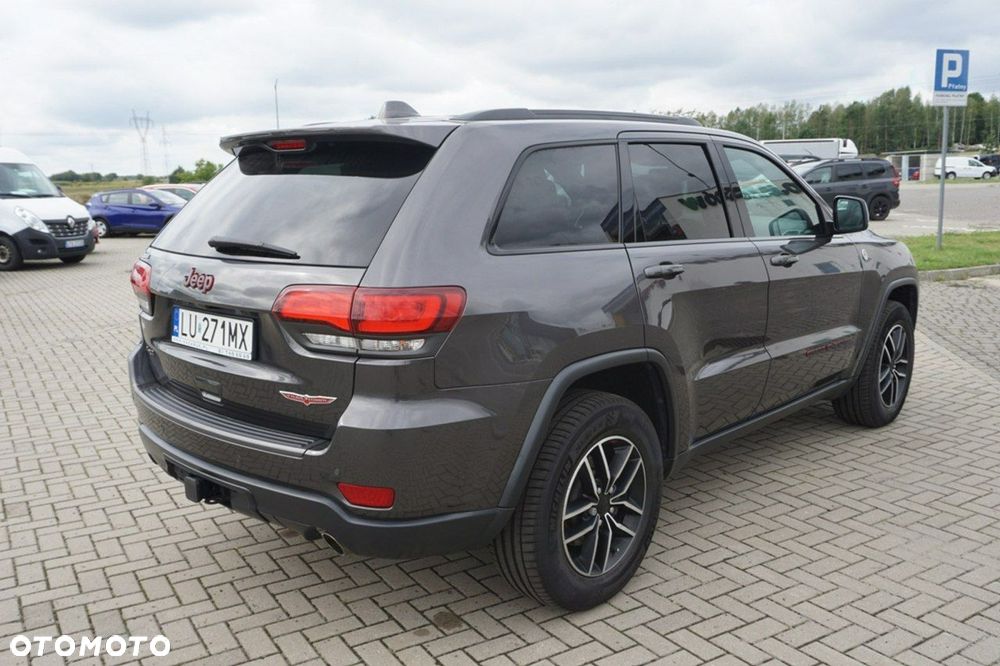 Jeep Grand Cherokee - 5
