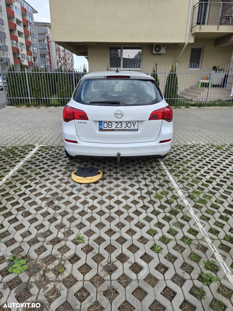 Opel Astra 1.7 CDTI ECOTEC - 4