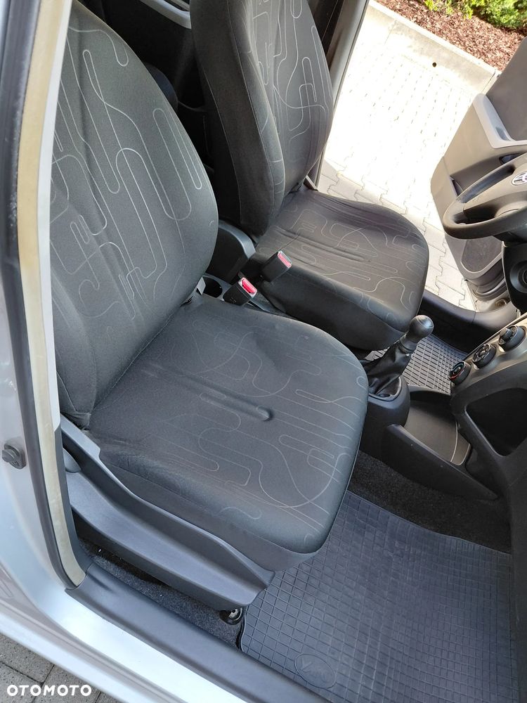 Toyota Yaris 1.0 Luna EU5 - 9