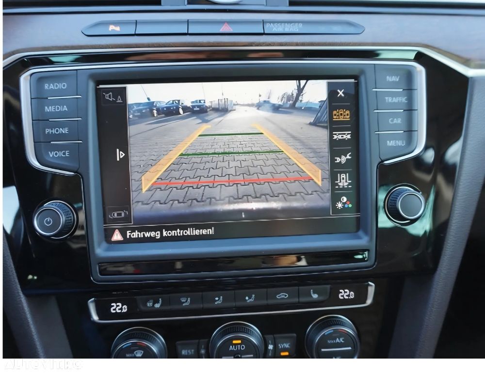 Volkswagen Passat 2.0 TDI SCR DSG Highline - 12