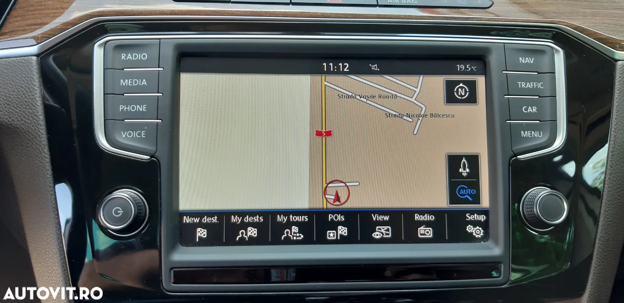 Volkswagen Passat Variant 2.0 TDI DSG 4Motion Highline - 21