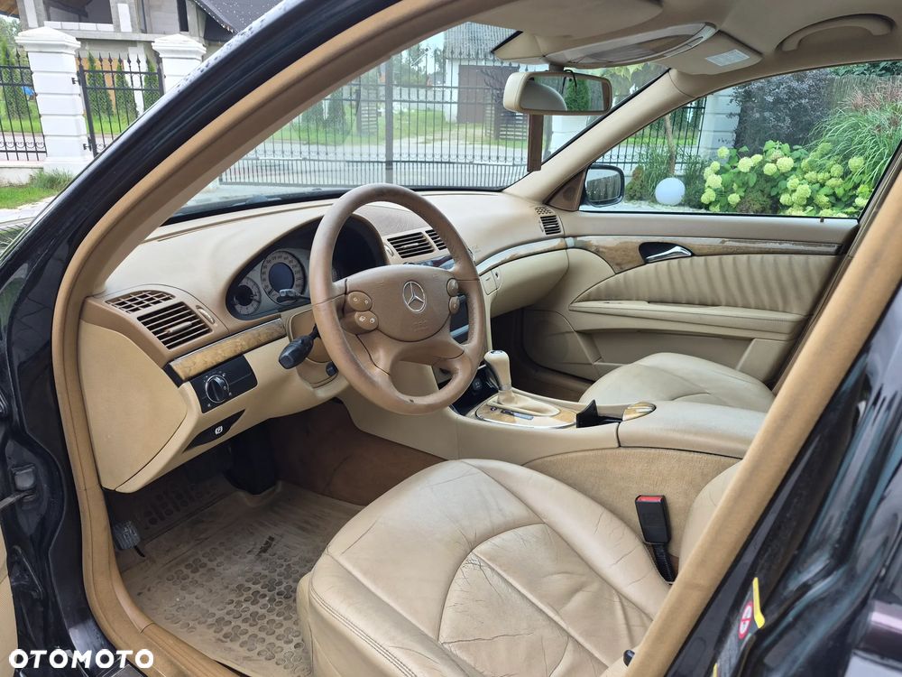 Mercedes-Benz Klasa E 280 CDI 4-Matic Avantgarde - 25
