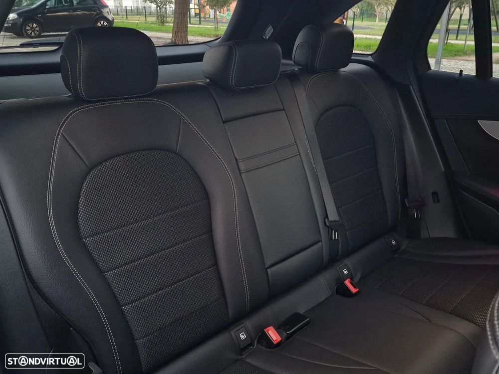 Mercedes-Benz GLC 300 de 4Matic 9G-TRONIC Exclusive - 16